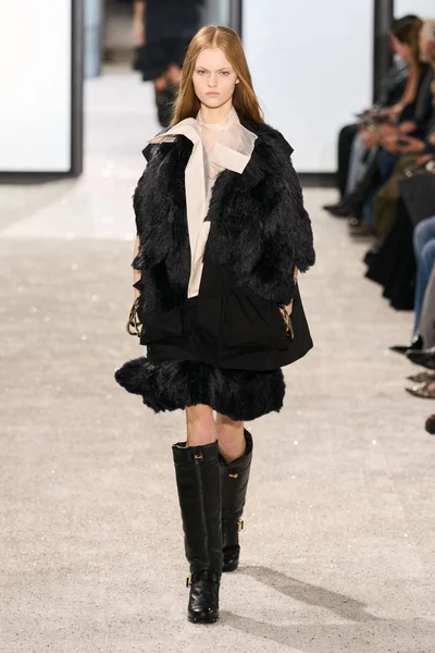 Look 33